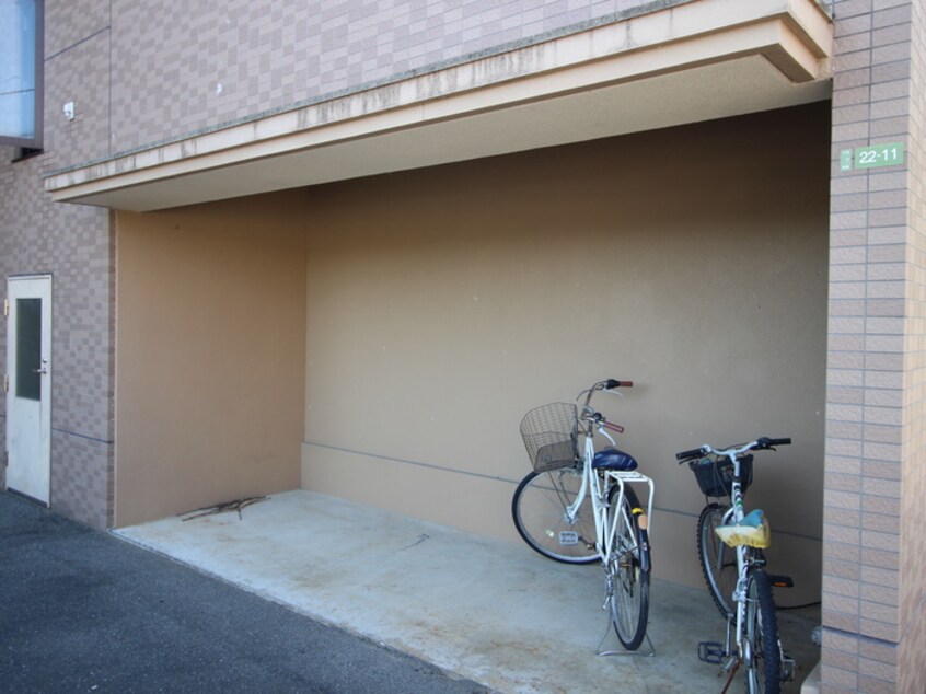 駐輪場 グランドハイツ