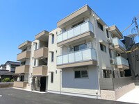 メゾン　カルム