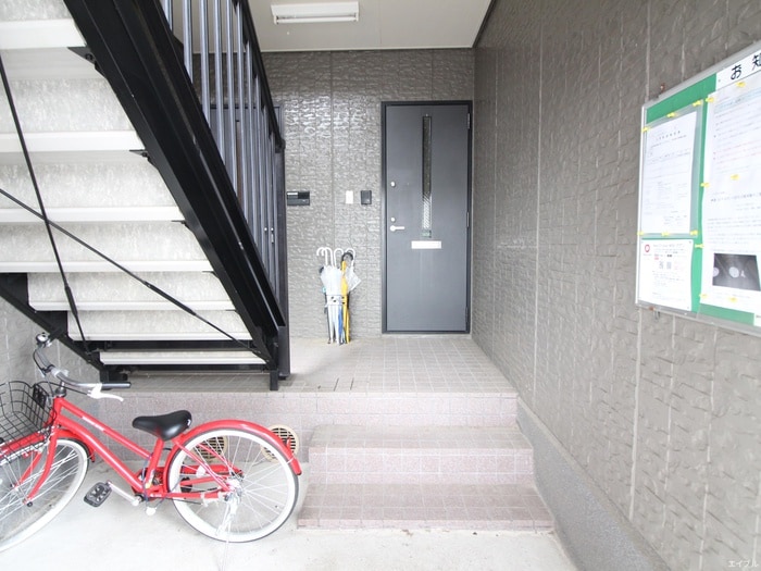 エントランス部分 シャルム徳村