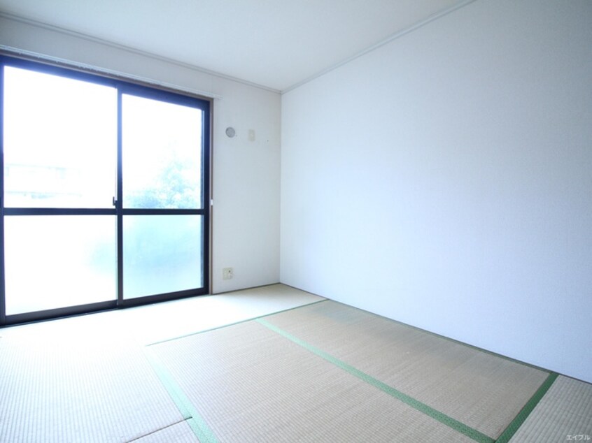 居室 シャルム徳村