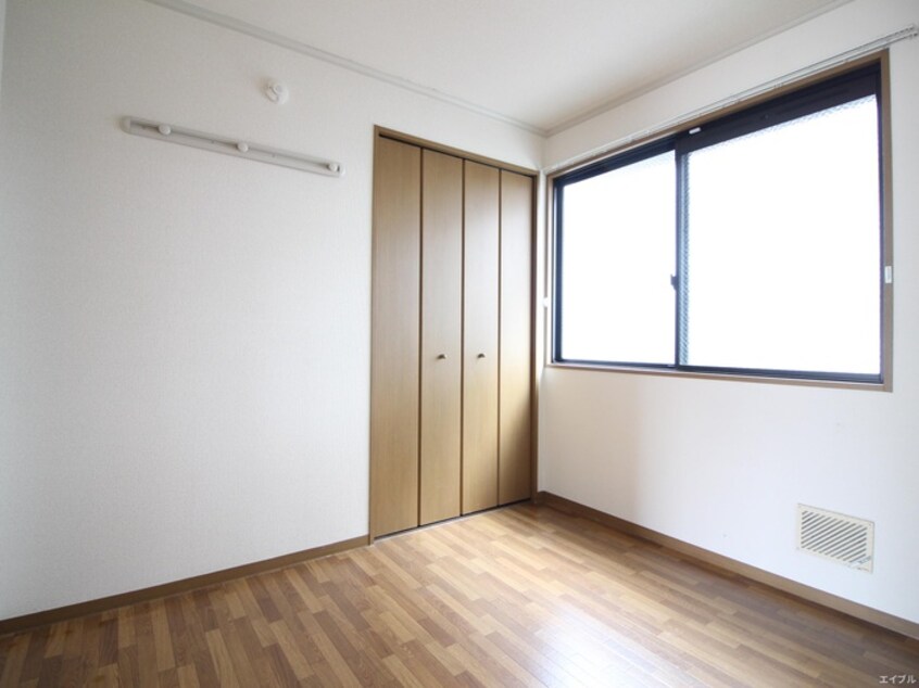 居室 シャルム徳村