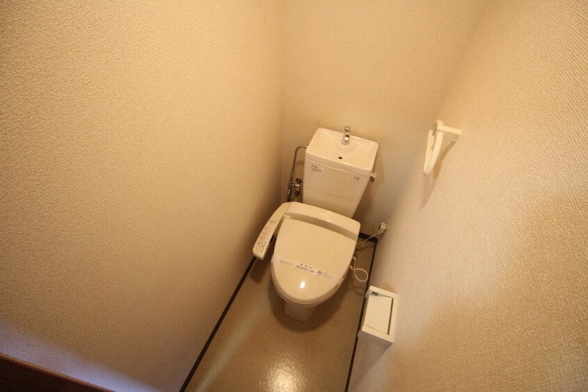 トイレ コンフォール空港通り