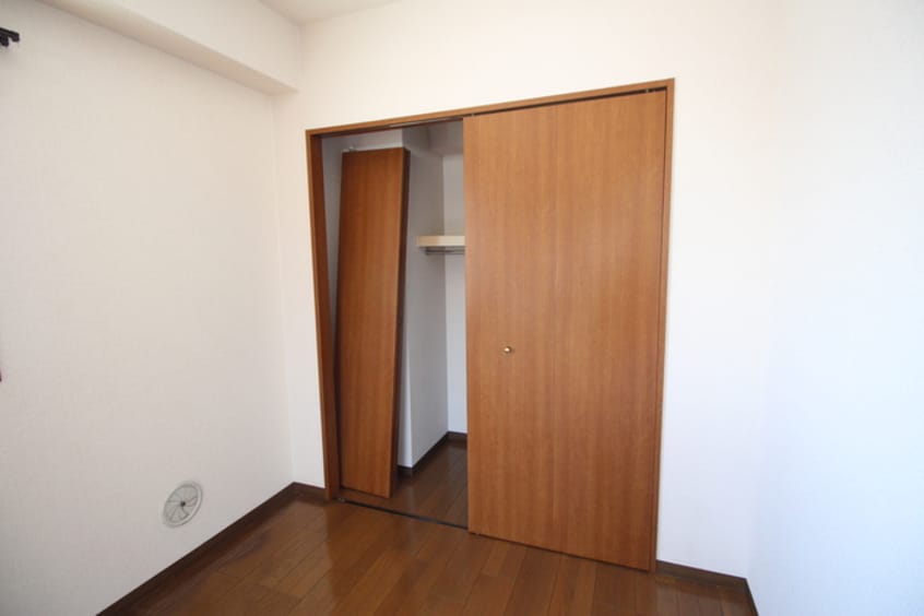 収納 コンフォール空港通り