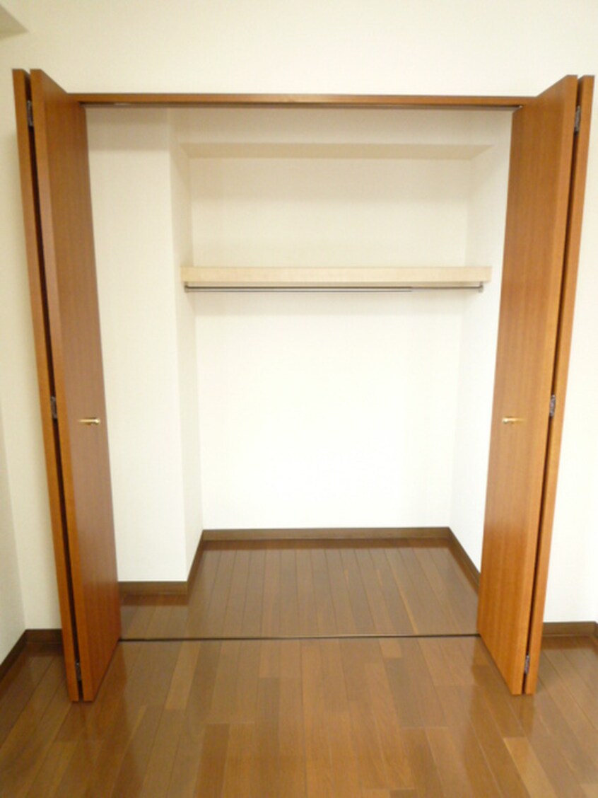 収納 コンフォール空港通り