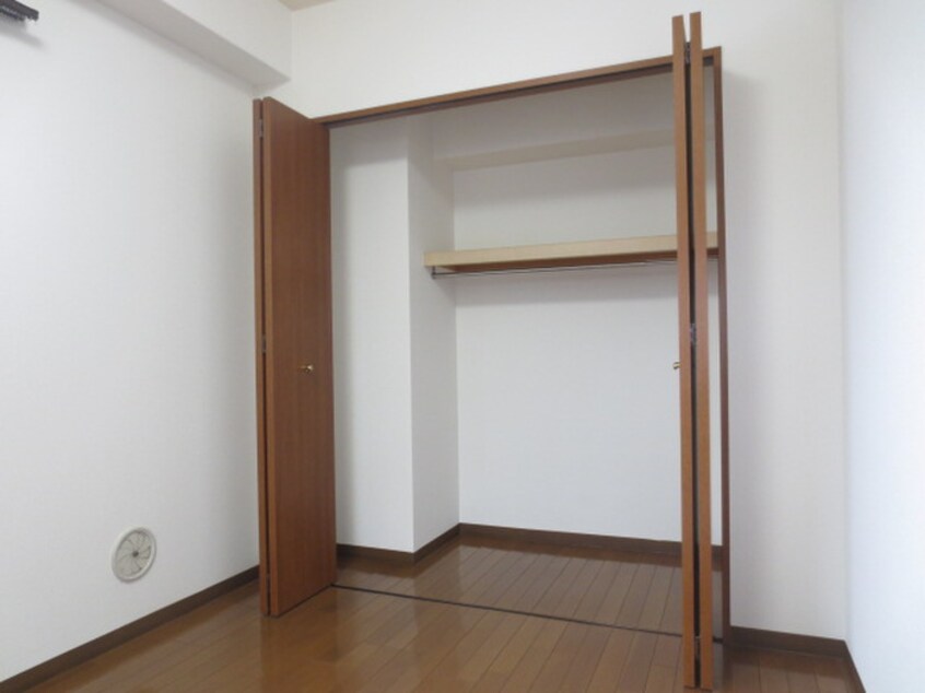 収納 コンフォール空港通り