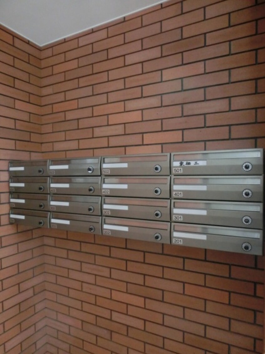 建物設備 第一クリスビル