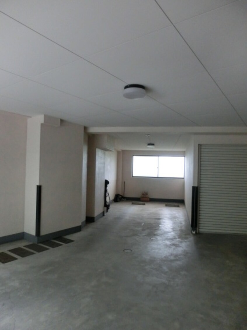 駐車場 第一クリスビル