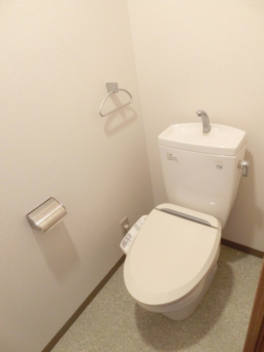 トイレ 第一クリスビル