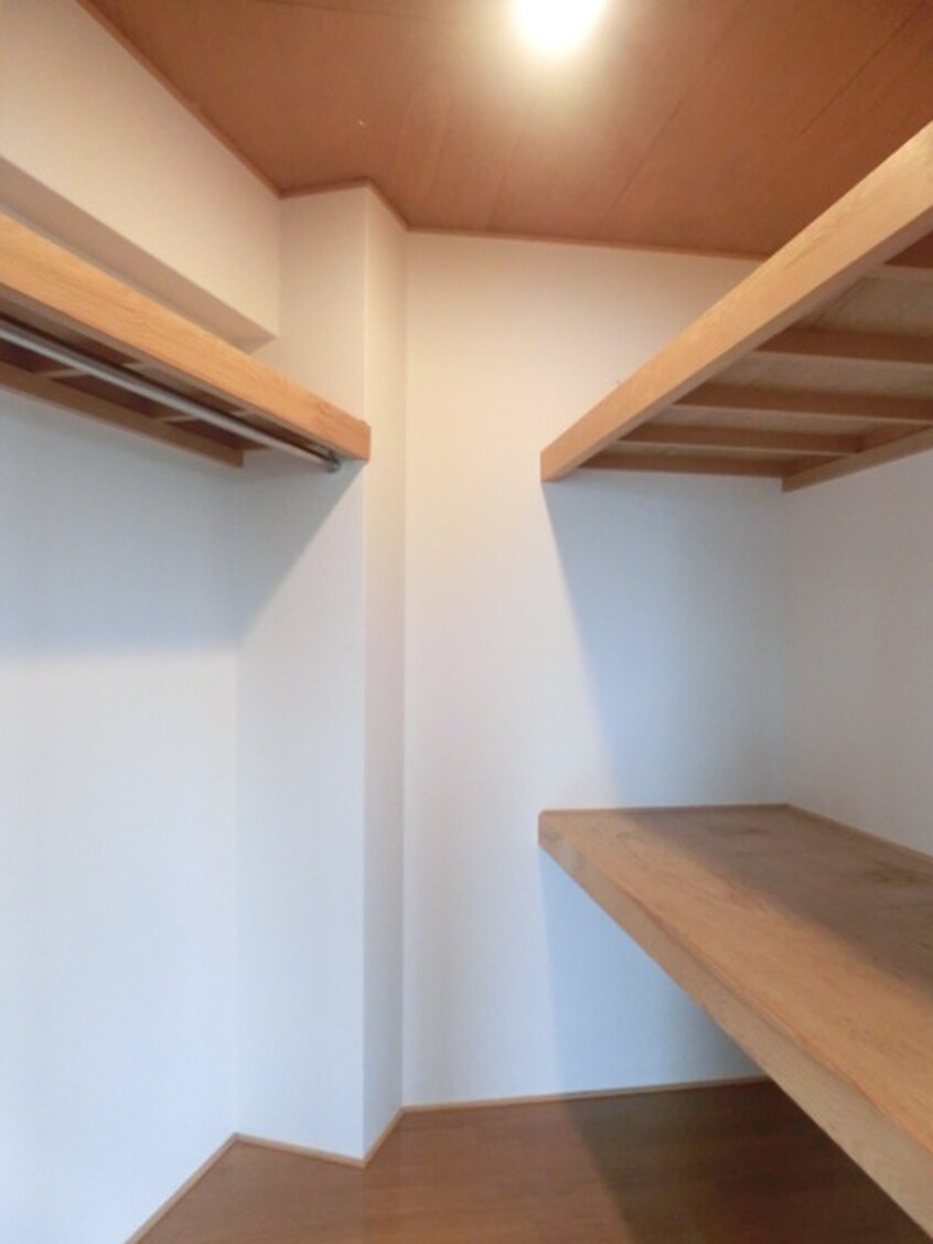 収納 第一クリスビル