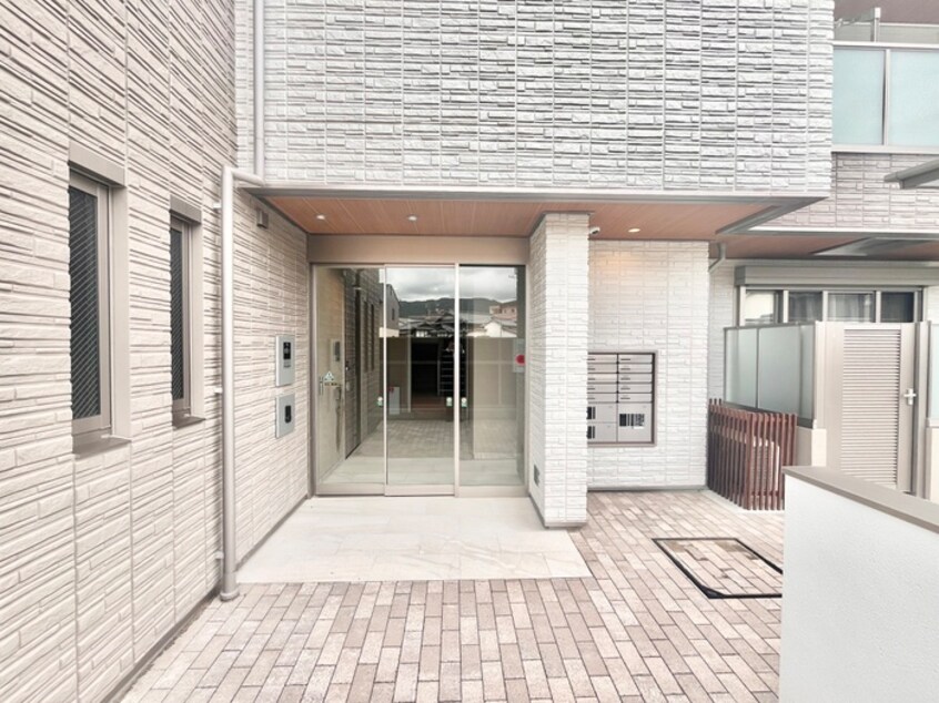 エントランス部分 ミラベル　シエロ