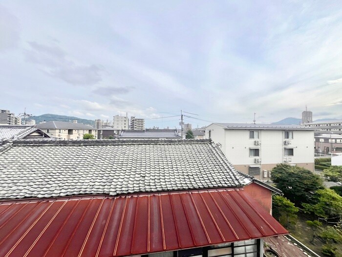 室内からの展望 ミラベル　シエロ