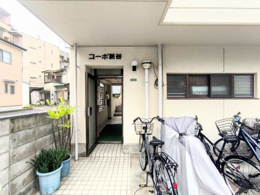 エントランス部分 コーポ新谷