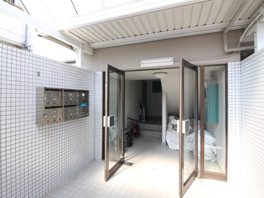 エントランス部分 メゾンフジタ