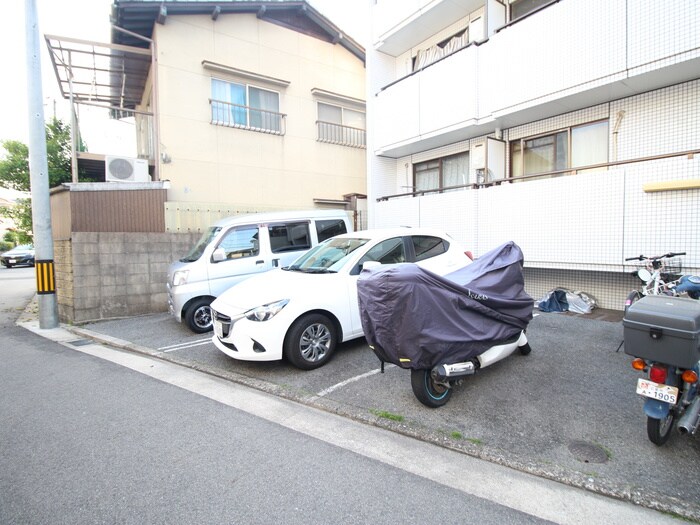 駐車場 ポエム大宮