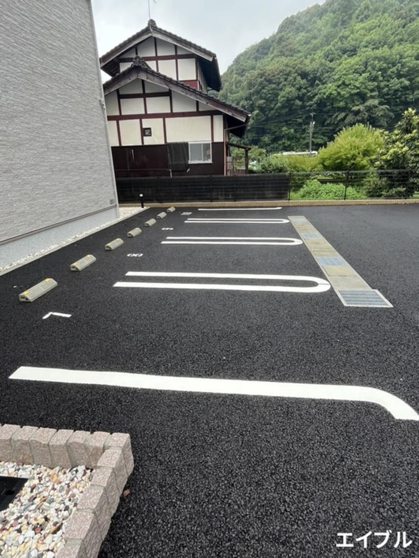 駐車場 ロータス