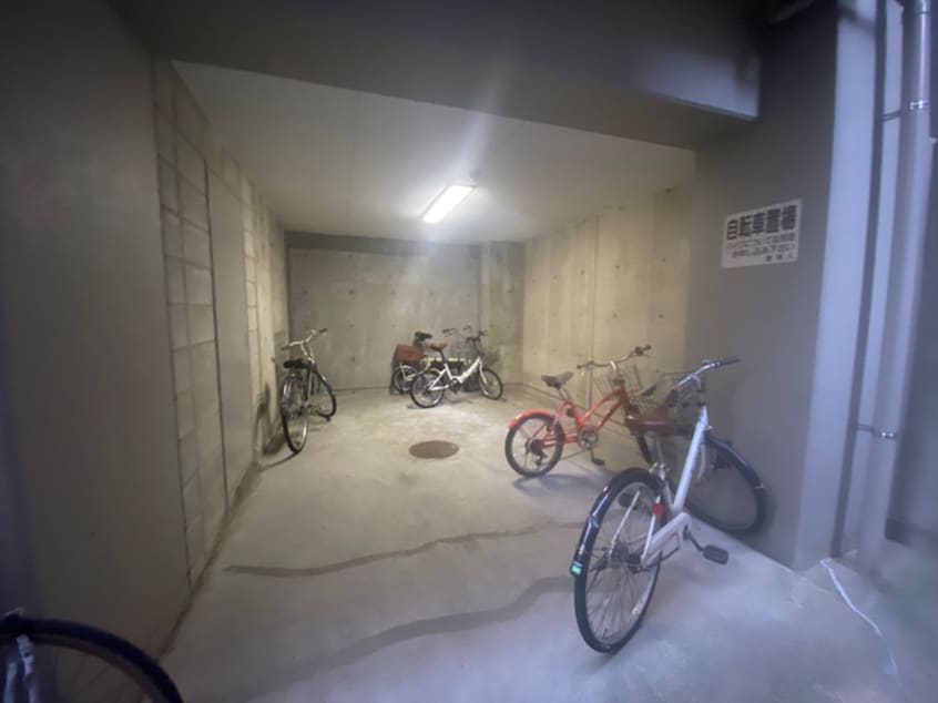 駐輪場 福地産業加古町ビル