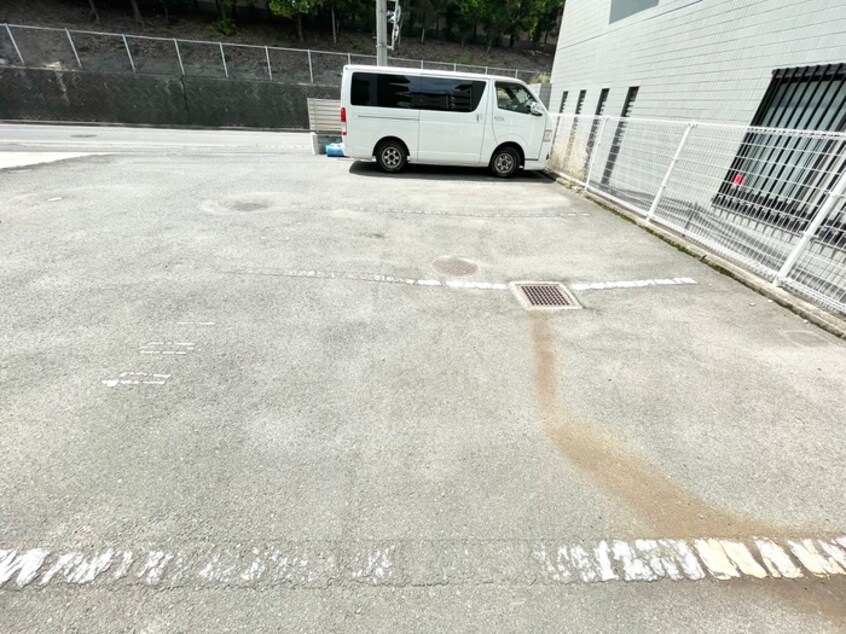 駐車場 辰本ビル