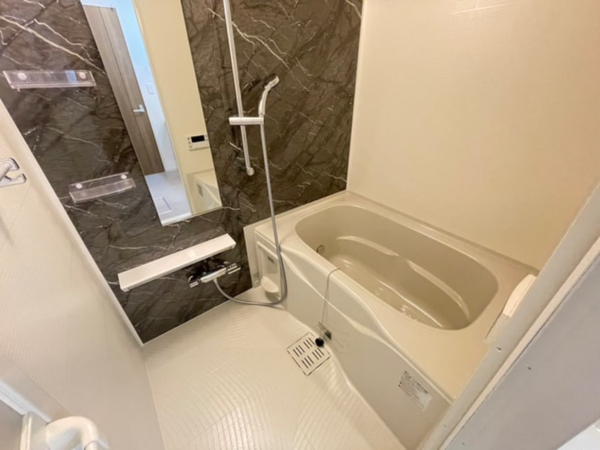 バス／シャワールーム等 サンウォームV