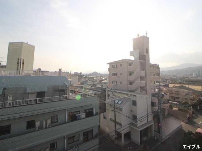 室内からの展望 パラド－ル五日市中央