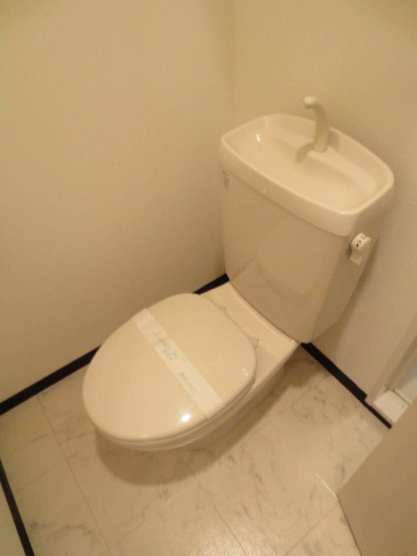 トイレ ファンタジ－ビル