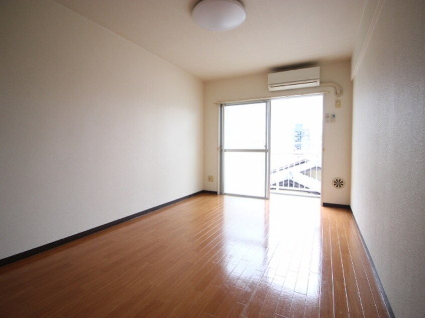 居室 ウィング楽々園