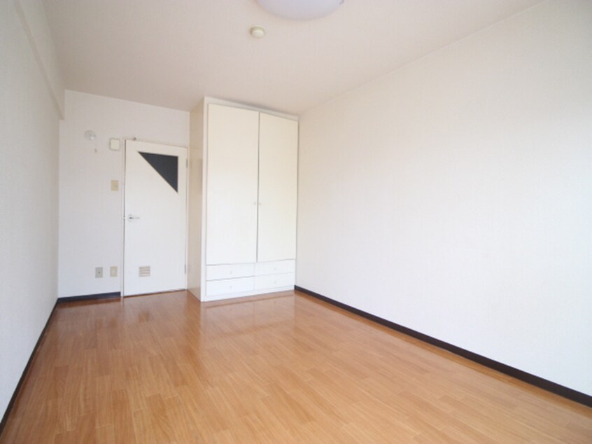 居室 ウィング楽々園