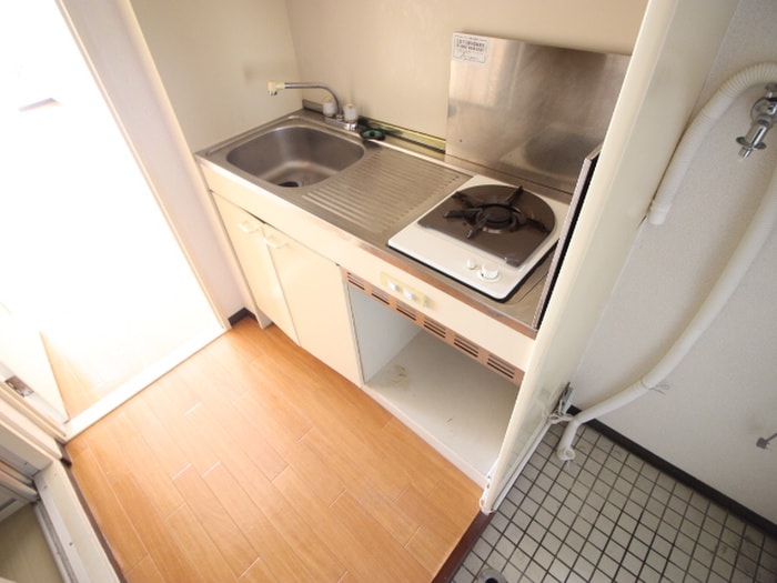 キッチン ウィング楽々園