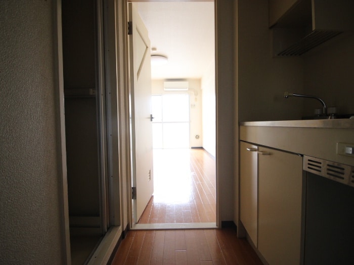 廊下 ウィング楽々園