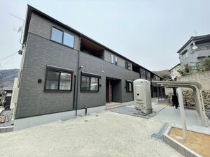 コモレビ