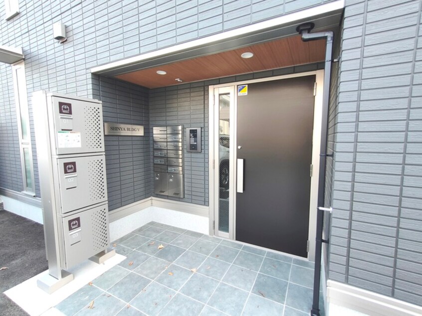 エントランス部分 SHINYA BLDG.V