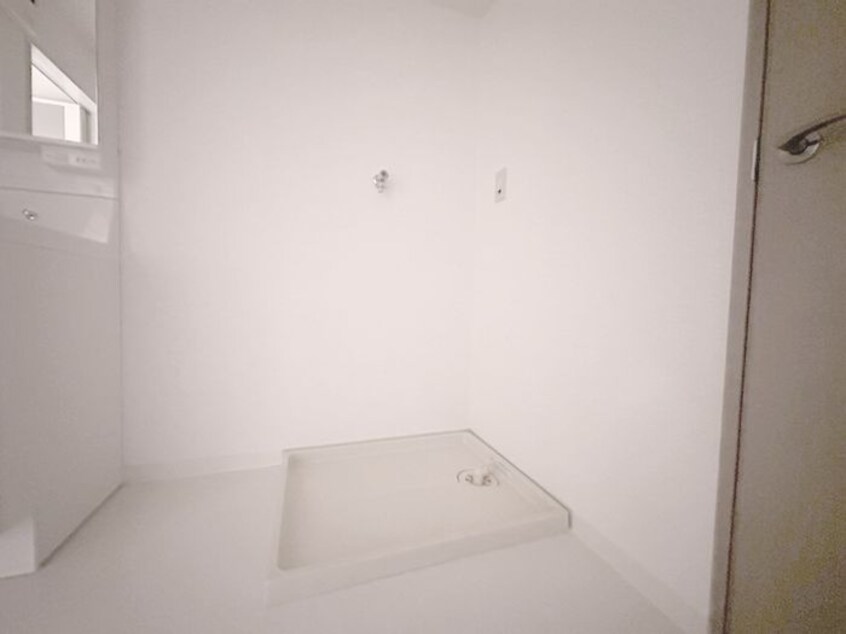 洗濯機置場 トレゾァ西原