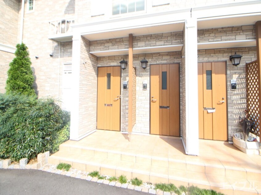 エントランス部分 サン　フィオ－レ