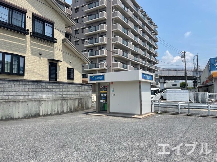 広島銀行 ダイキ五日市店出張所(銀行)まで240m プレミ－ル・ドミ
