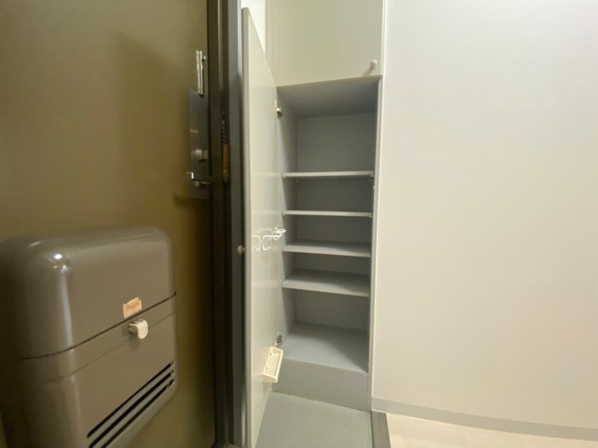 靴箱 アルファ－ビル