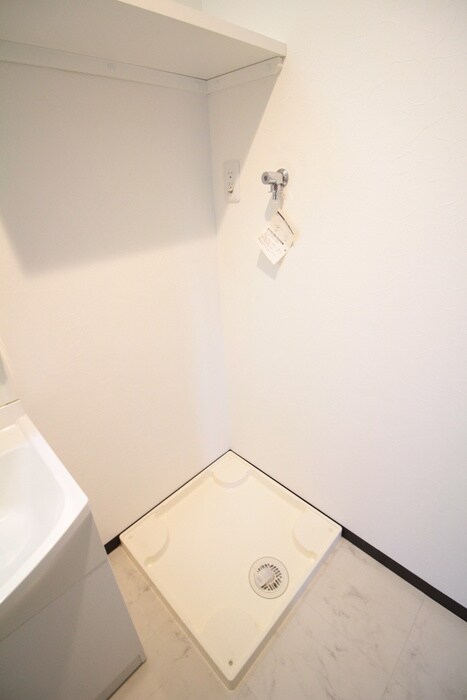 洗濯機置場 Ｌｉｏｎ銀山町