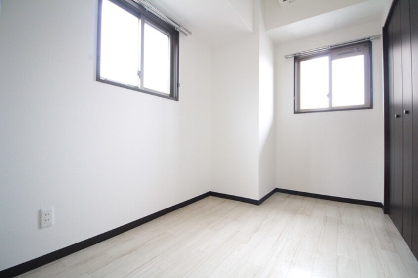 居室 Ｌｉｏｎ銀山町