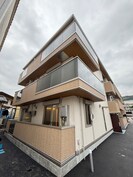 エレガンスパレスの外観