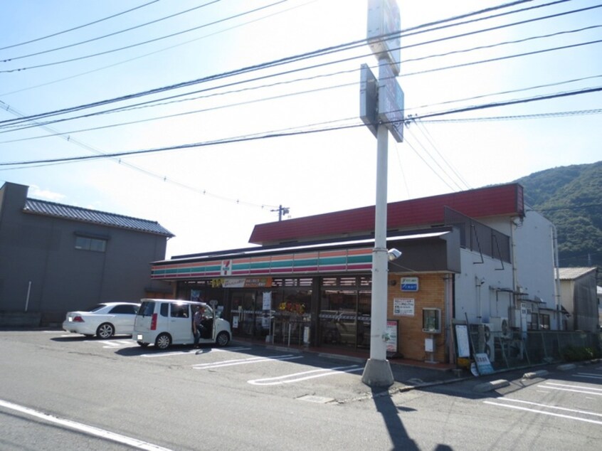 セブンイレブン 広島可部南３丁目店(コンビニ)まで2400m ウィズパーク可部南