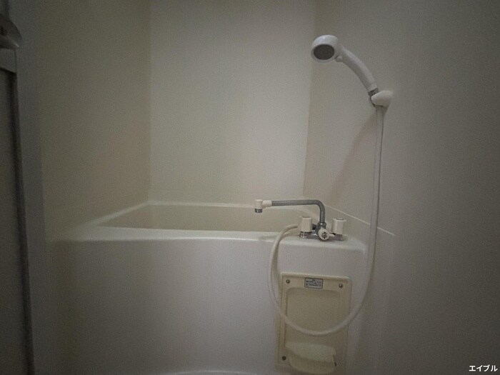 バス／シャワールーム等 デァフリューゲル