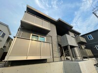 アイリスコート