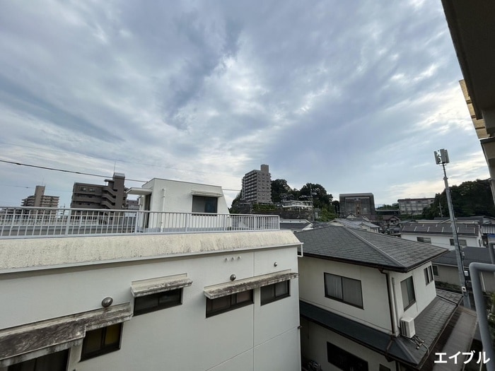 室内からの展望 ジケムラビル