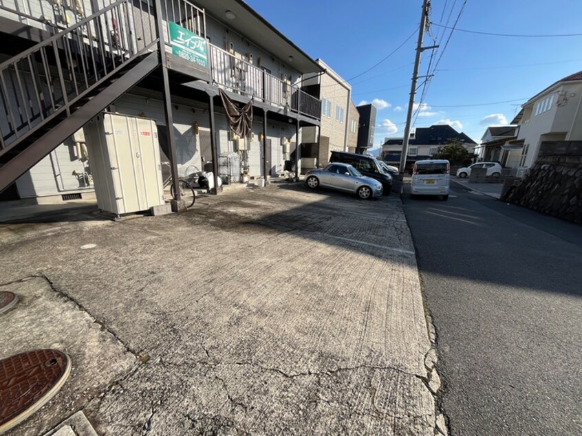 駐車場 メリ－ハイツ