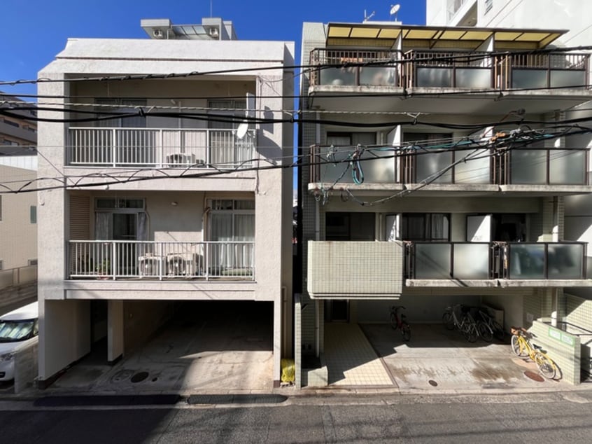 室内からの展望 澤原ビル