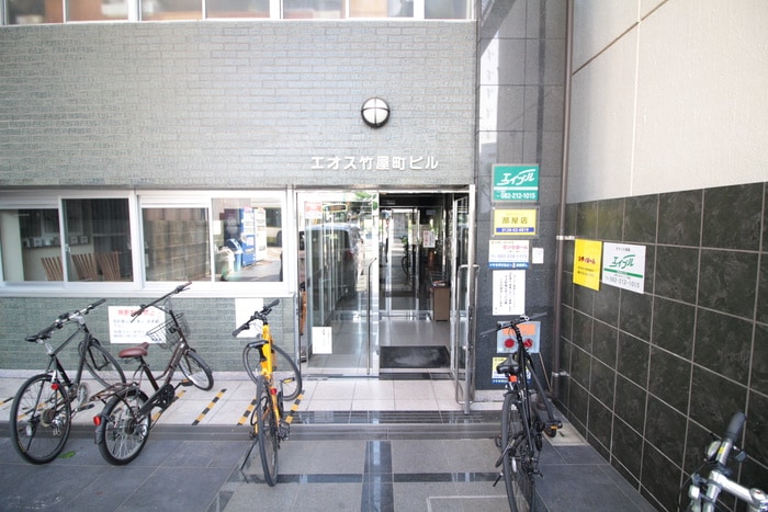 エントランス部分 エオス竹屋町