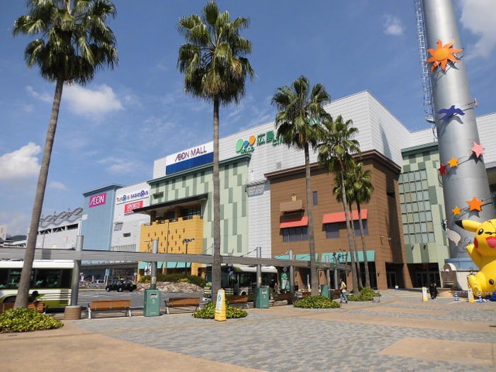 イオンモール(ショッピングセンター/アウトレットモール)まで540m アズサコーポ