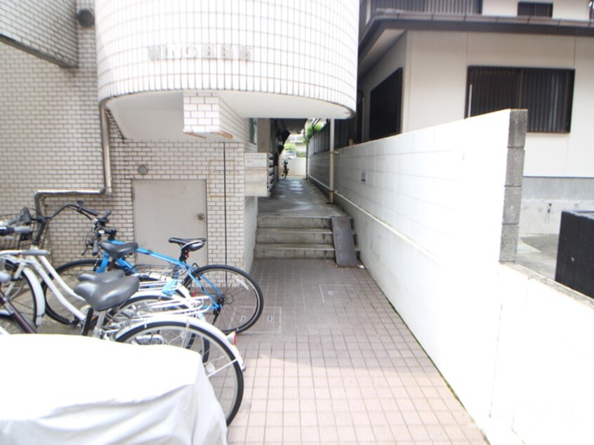 エントランス部分 ウイング五日市