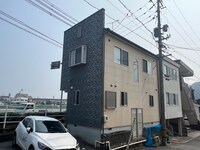 横路３丁目貸家