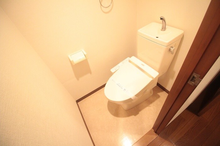 トイレ ＣＵＢＩＣＬＥ・Ｆ