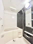 バス／シャワールーム等 ソラリア