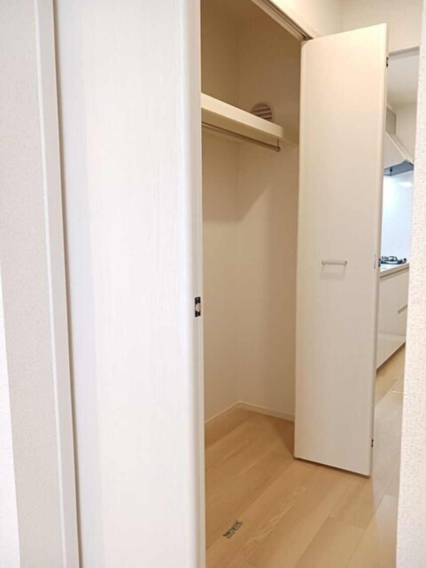 収納 エスポワール鶴江C